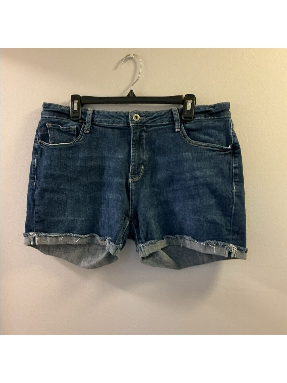 Arizona Jean Co Denim Shorts | Cuffed Raw Hem | Medium Wash juniors size 17